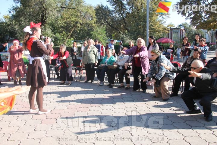 Бекем ден соолук үчүн көнүгүү жасашууда