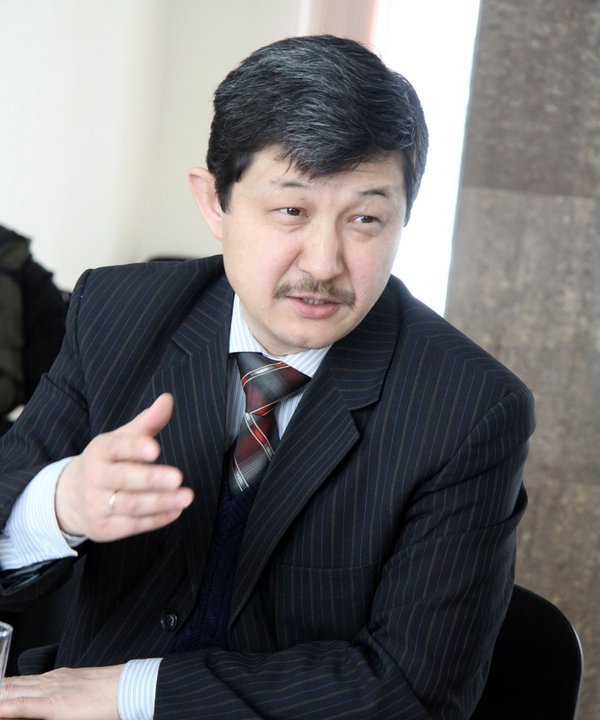 Табылды Акеров, саясат таануучу, тарых илимдеринин кандидаты