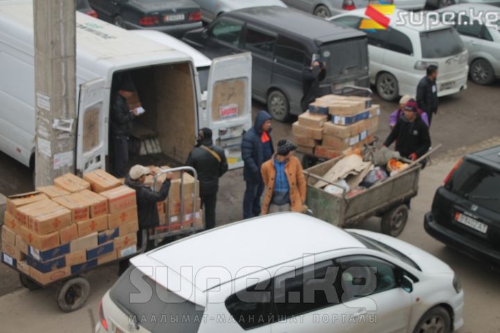 "Дыйкан" базарындагы жол тыгыны