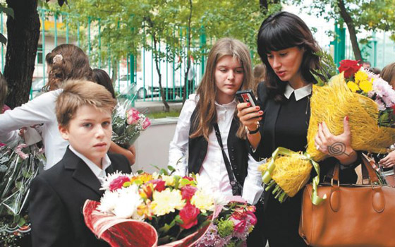 Т.Канделаки уулу жана кызы менен