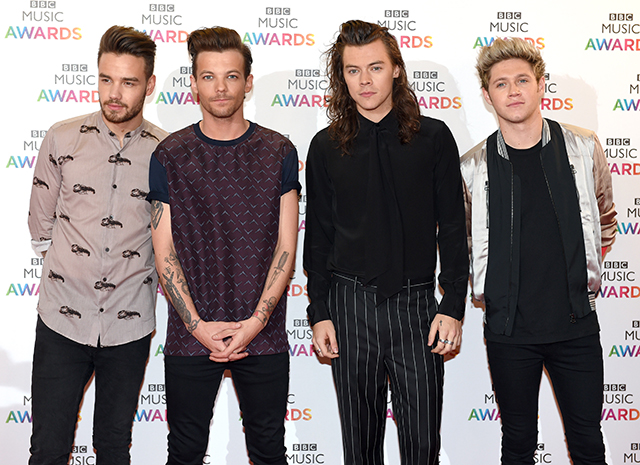 "One Direction" тобу
