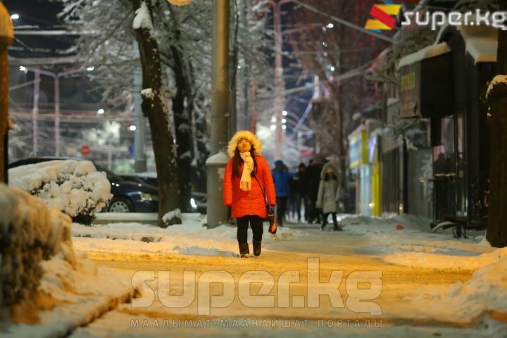 Кооздукка суктанган кыз