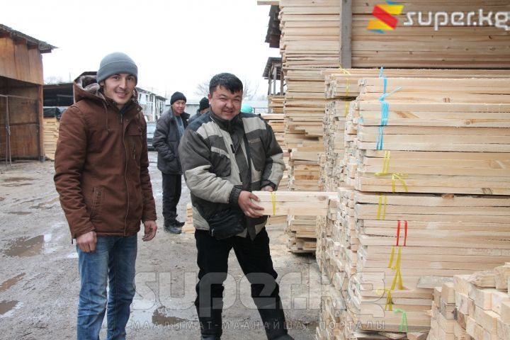 Тактай саткан соодагер Анарбек Бөрүбаев