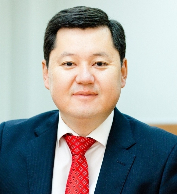 Алмаз Кененбаев