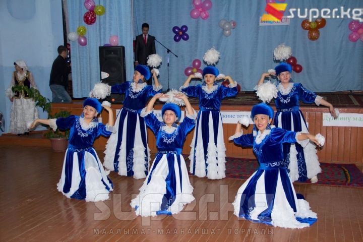 Бишкек шаарынын Свердлов районундагы "Ыр кесе" сынагы