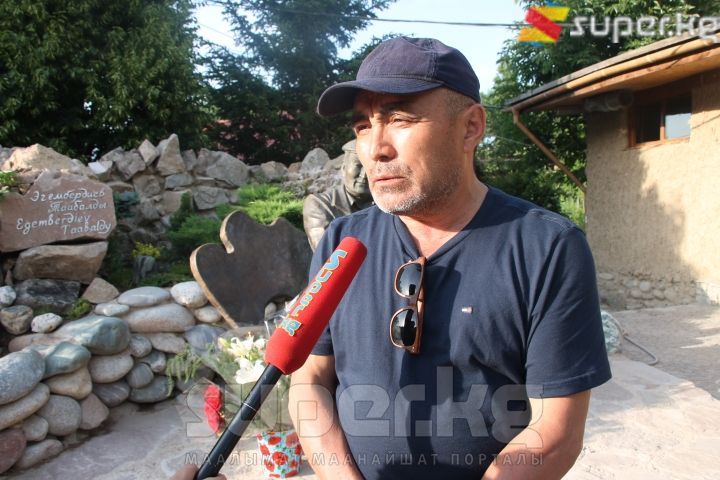 Маркум Таабалды Эгембердиевдин бир тууган иниси Жумадил Эгембердиев