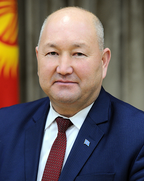 Жеңиш Разаков - чек ара маселелерин тейлеген вице-премьер-министр