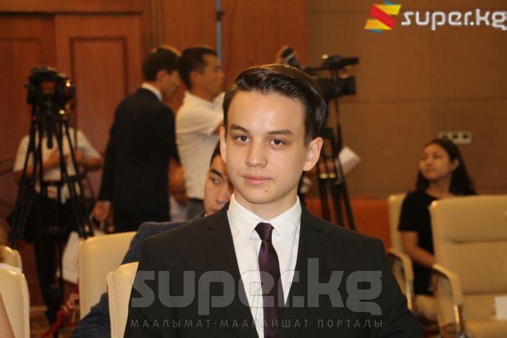 Эң жогорку делген 237 баллды алган Данияр Ибраимов 