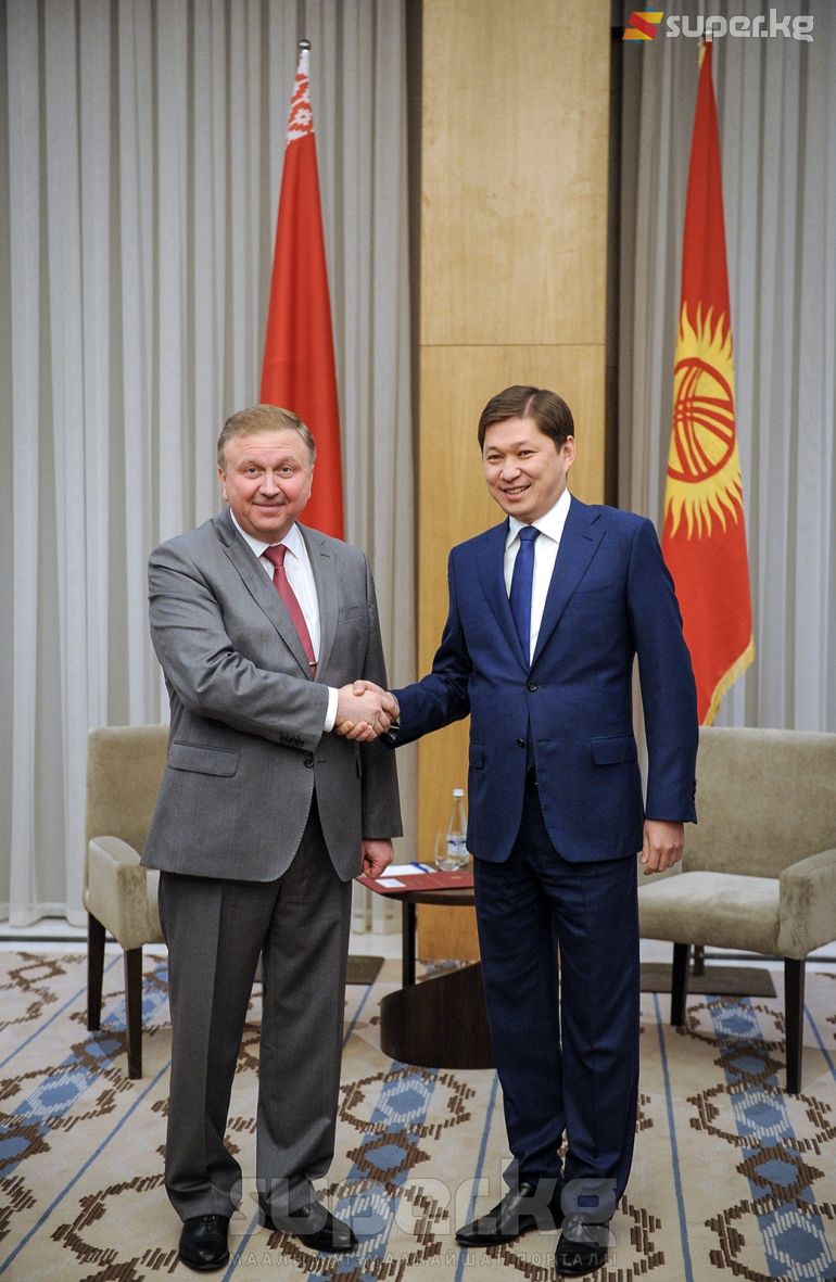 Сапар Исаков Беларустун премьер-министри Андрей Кобяков менен жолукту