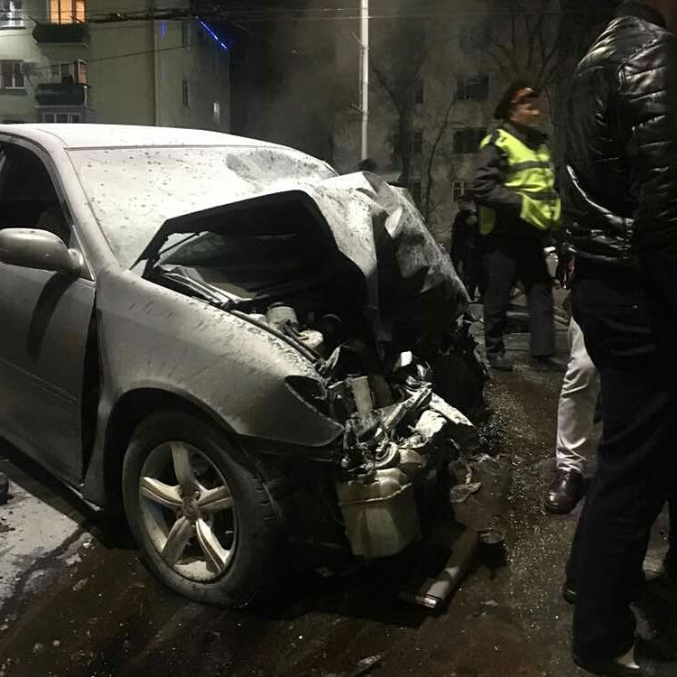 5-ноябрда Бишкекте үч унаа кагышып, 5 адам каза болгон.