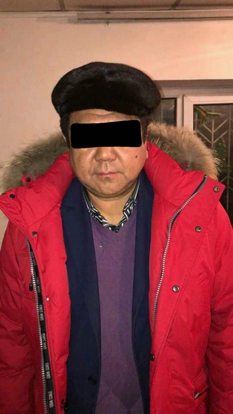 Баласына карата жасаган каардуу мамилеси үчүн кармалган жаран 