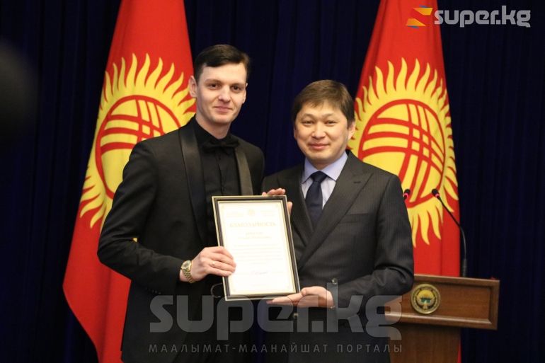 Жабык имараттагы Азия оюндарынын жеңүүчүсү   Алексей Кибкало