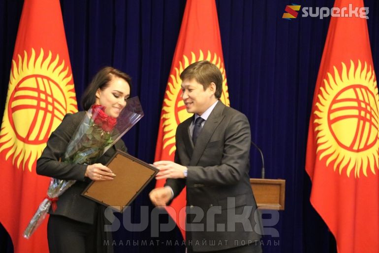 Жабык имараттагы Азия оюндарынын жеңүүчүсү Татьяна Когадей 