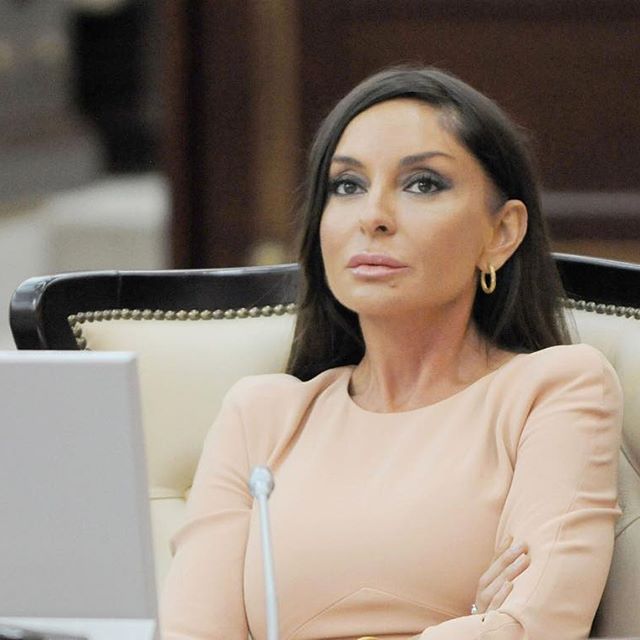 Мехрибан Алиева
