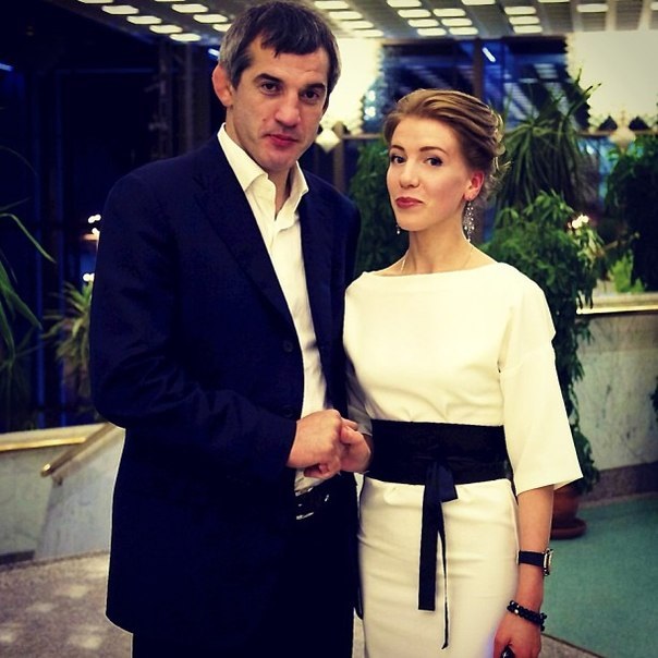 Жубайы менен