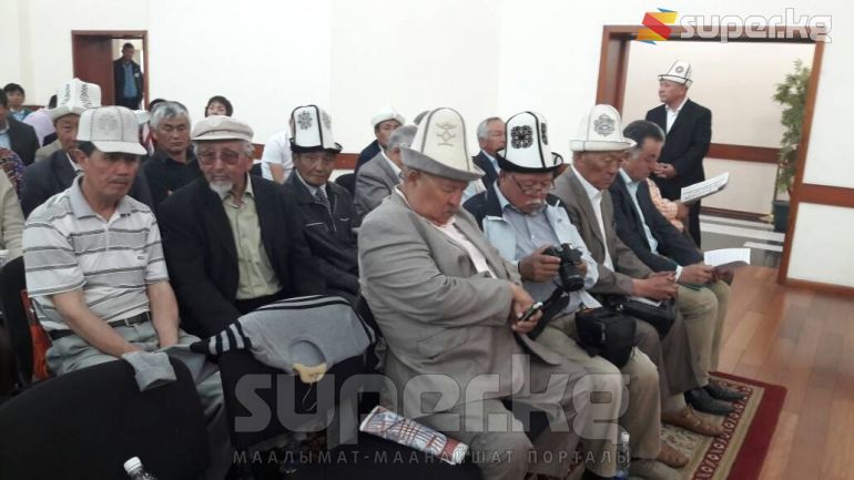 Бишкекте өтүп жаткан Элдик курултай