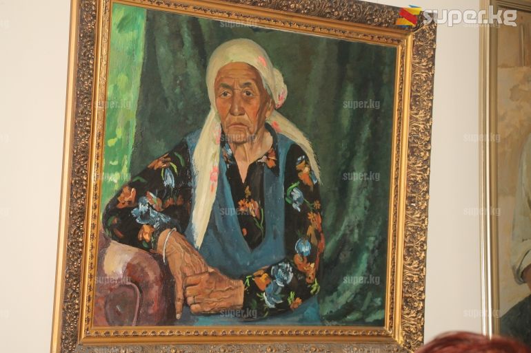 С.Чокморовдун эң улуу бир тууган эжеси Гүлжан Чокморова