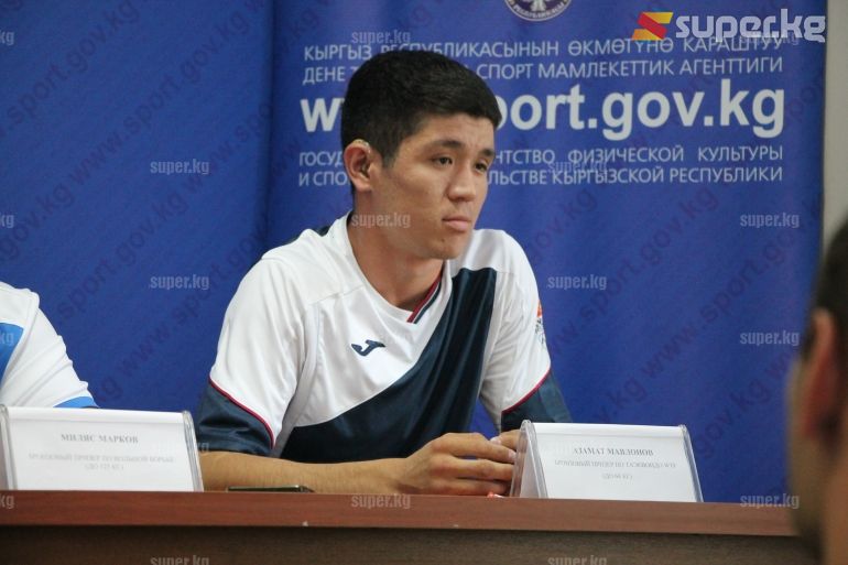 Азамат Мавлонов.