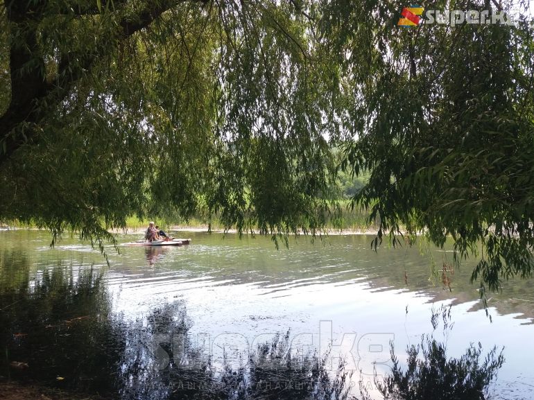 Пансионатта жайгашкан көлмө