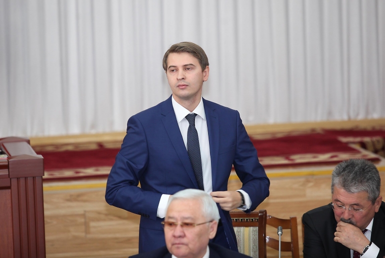 Экономика министри кызматына талапкер 30 жаштагы Артем Новиков