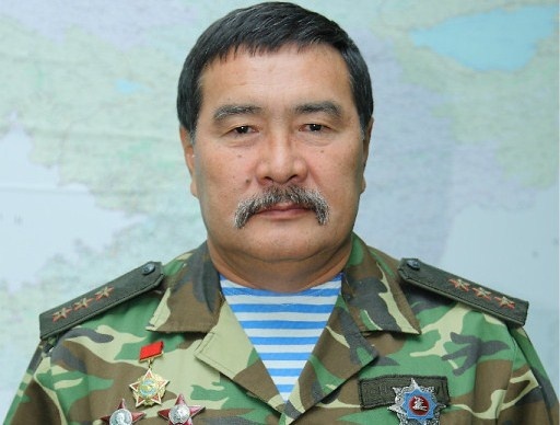 Генерал-полковник Абдыгул Чотбаев.