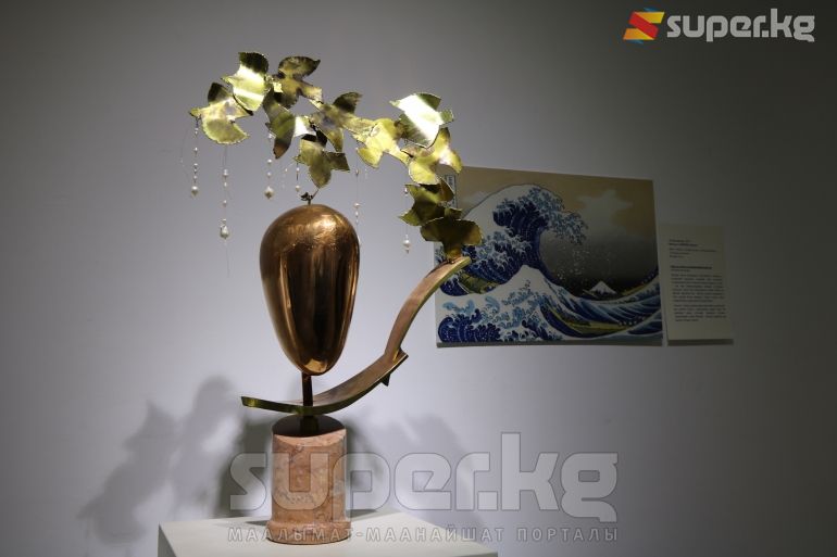 &quot;Периштенин көз жашы&quot;, 2015-жыл. Бийиктиги 83 сантиметр.