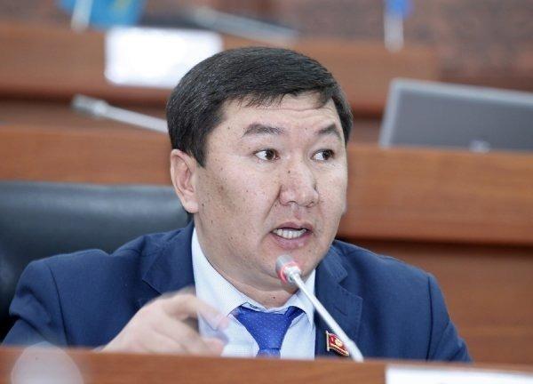 Депутат Бактыбек Райымкулов