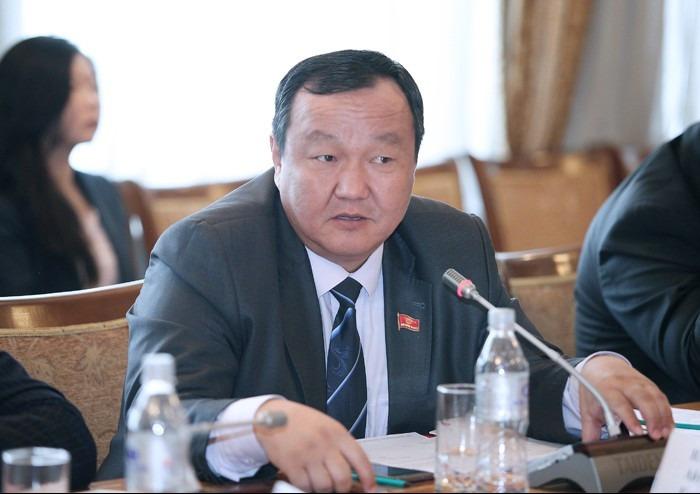 Айтмамат Назаров