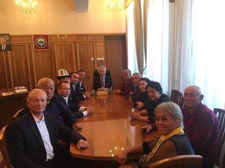 КСДПнын активисттери менен болгон жолугушуу.