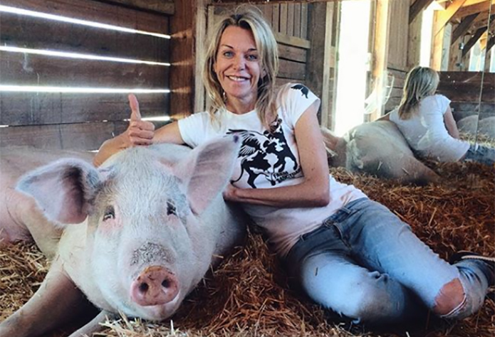 Жоан Лефсон жана  Pigcasso