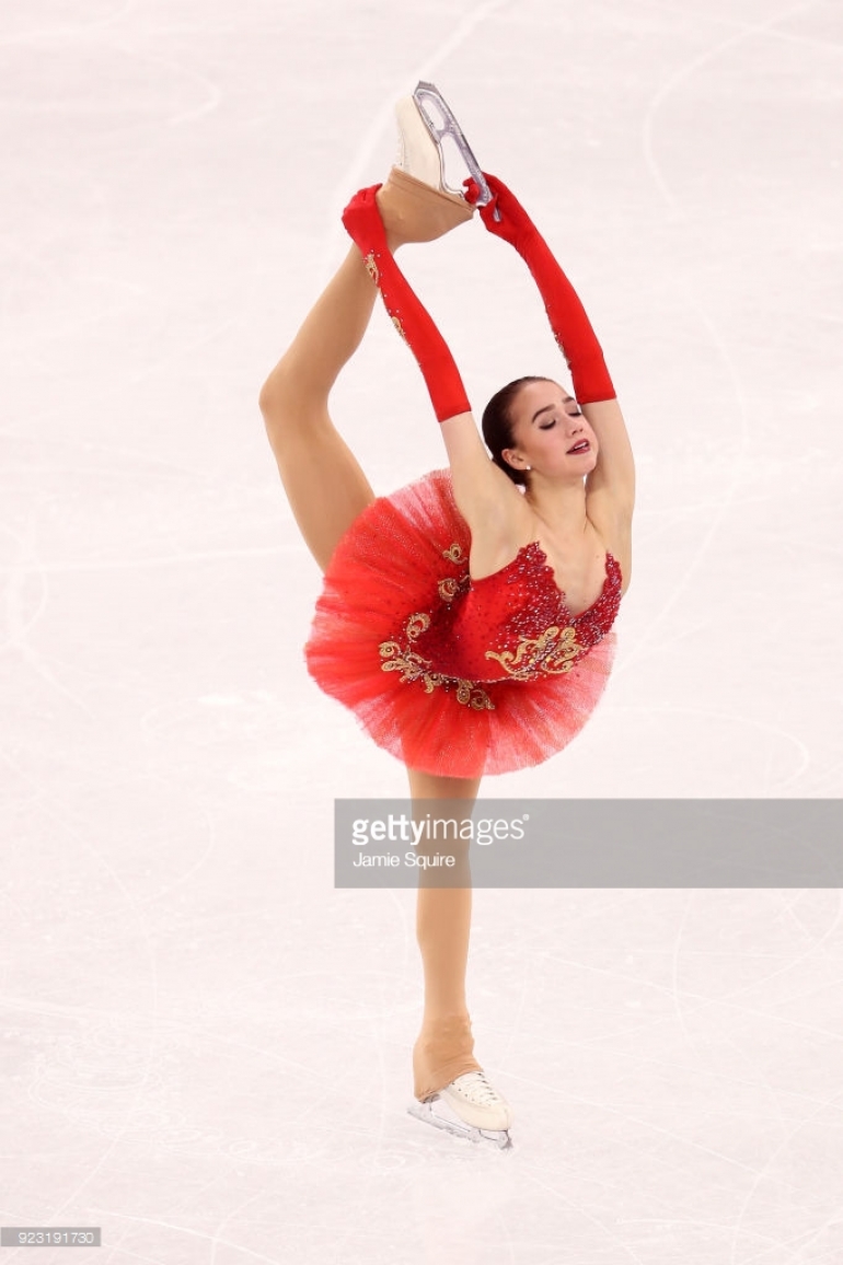 Алина Загитова 