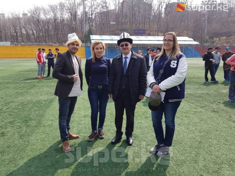 Мааракеге чет өлкөлүк жана кореялык жарандар да күбө болушту.