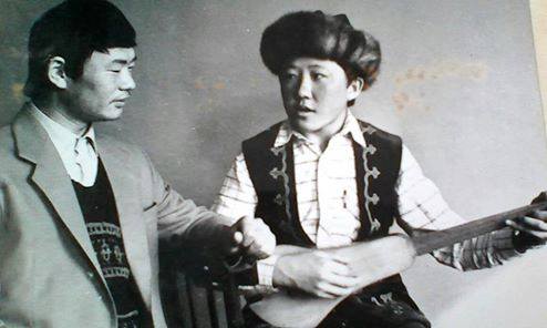 Ырчы Малик Аликеев менен
