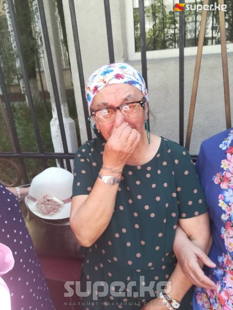 Албек Ибраимовдун апасы