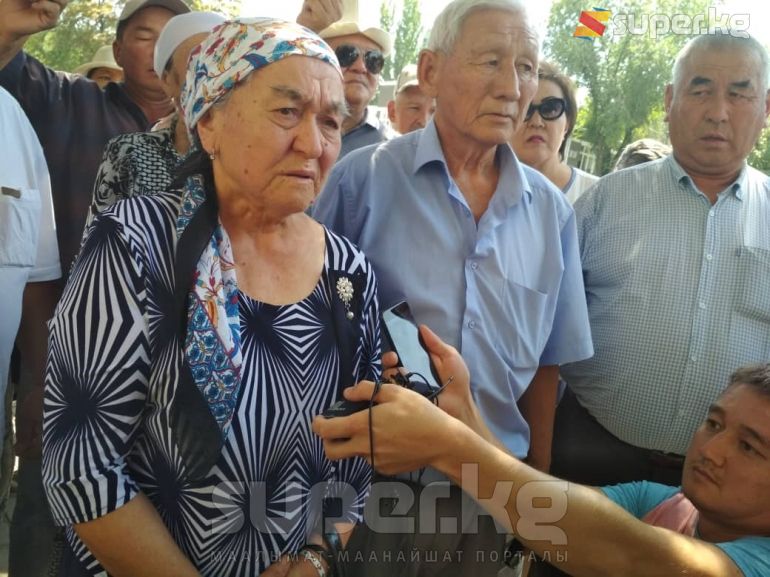Албек Ибраимовдун апасы