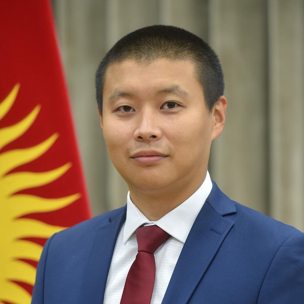 Айыл чарба, тамак-аш өнөр жайы жана мелиорация министри Тилек Токтогазиев