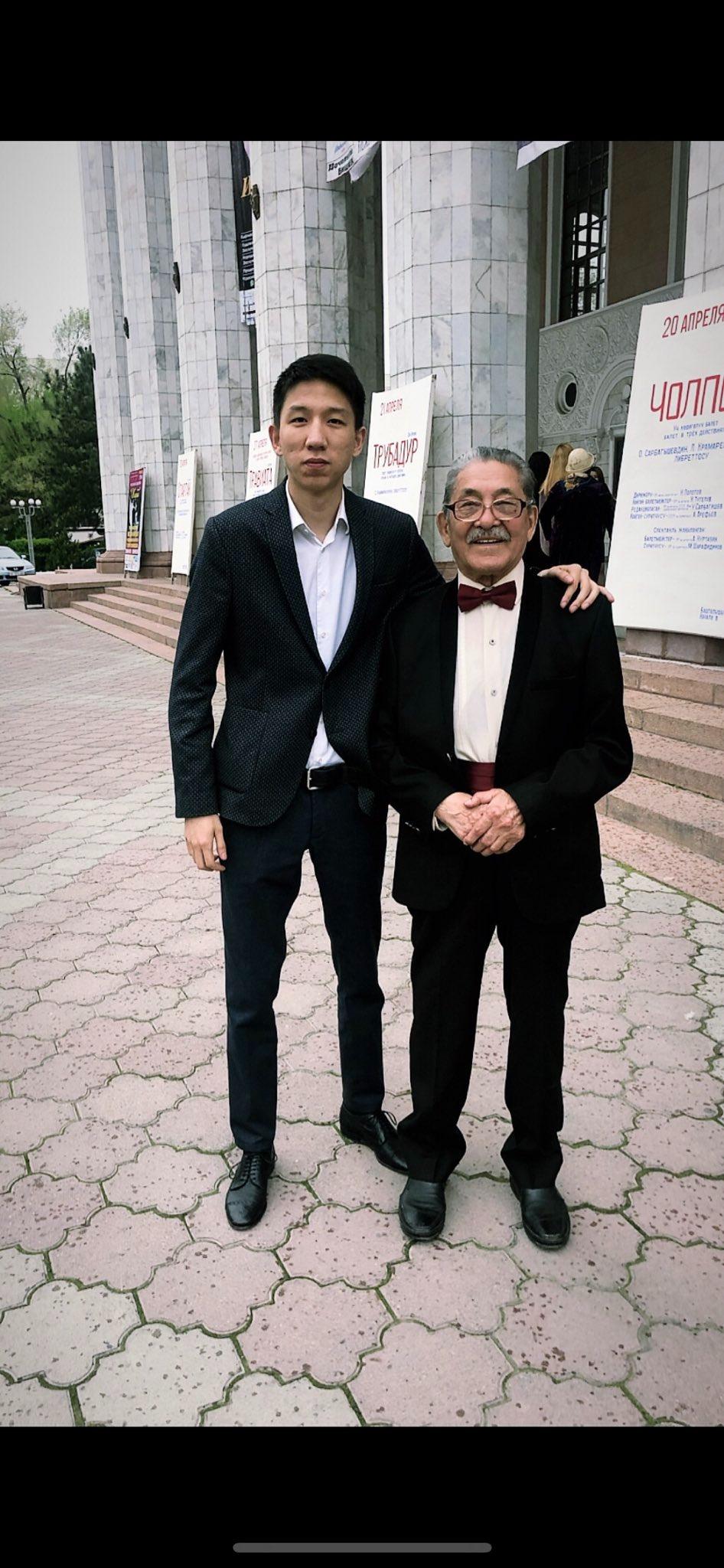Мар Байжиев небереси менен.