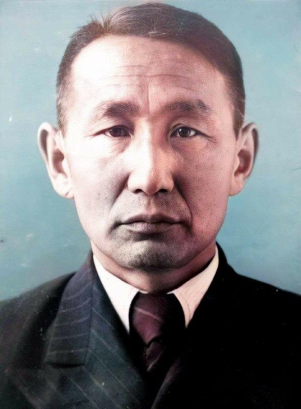 Кыргыз ССРинин Эл жазуучусу Касымалы Баялинов (1902-1979). 