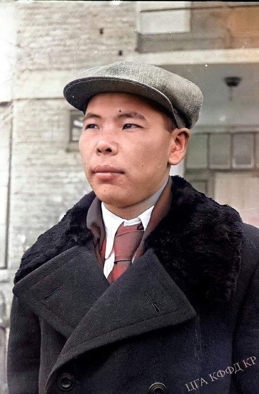Залкар акын Алыкул Осмонов (1915-1950).