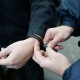 Айыпталуучуну бошотуп жиберген тергөөчүгө иш козголду