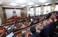 Парламент комитети тышкы карызды төлөө мөөнөтүн жылдыруу боюнча макулдашууну карады