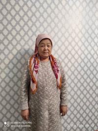 "Негизсиз эле жиндиканага алып барабыз деп жатышат". Манас Бердибековдун биринчи аялы укугу бузулуп жатканын айтат