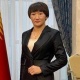 Айсулуу Тыныбекова социалдык тармактардан убактылуу четтей турууну чечти