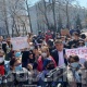 Митингге чыккандар министрдин отставкасын талап кылышууда