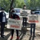 КЭДП партиясынын тарапташтары митингге чыгышты