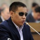 Депутат: "Саламаттыкты сактоо министри кээ бир депутаттарга телефон чалып кыйкырып жатат"