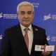 Жогорку Кеңеште жаңы депутат Мамасадык Бакиров ант берди