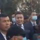 Чек ара чыры: Митингге чыккандардын алдына Талант Мамытов чыкты