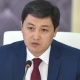 "Тийиштүү жардамдар көрсөтүлөт". Улукбек Марипов чек ара окуясында жакындарын жоготкондорго көңүл айтты