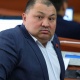 Депутат Рыспаев өкмөттүн түзүмдүк бөлүмдөрү тез-тез алмашып, жумуш жүрбөй жатканын айтты